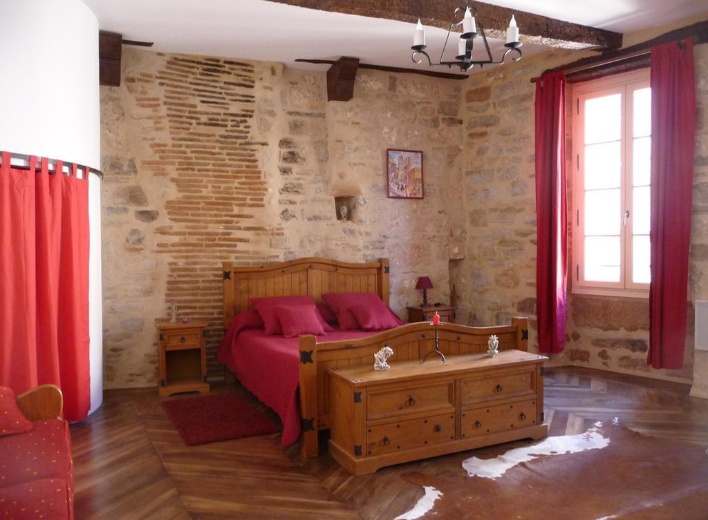 Chambres D'Hotes L'Escuelle Des Chevaliers Cordes Sur Ciel Rum bild